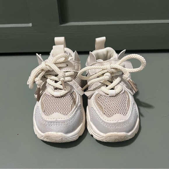 Chunky Neutral Toddler Sneakers - Picture 2 of 6